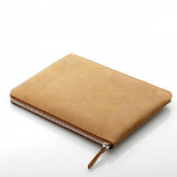 ZIP Sleeve iPad Pro 12.9, handmade from vegetable tanned leather, made in Germany