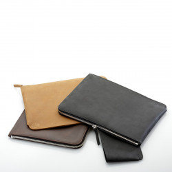 ZIP 10.9-inch iPad Air leather bag in black, braown and camel