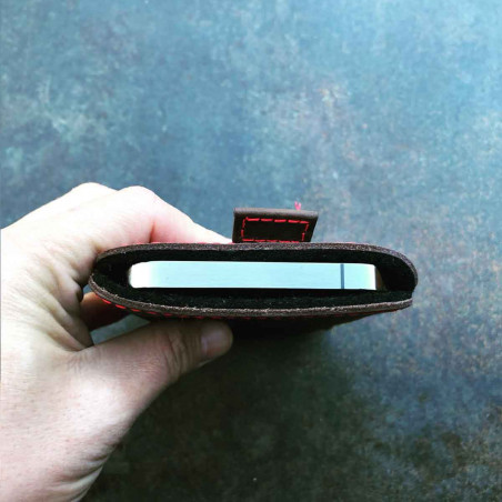g.4 iPhone 12 Pro Lederhülle aus vegetabil gegerbtem Leder handgefertigt in Deutschland in schwarz, grau, dunkelbraun und camel