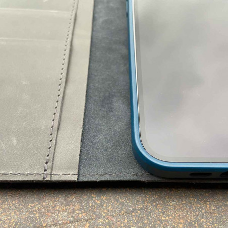 iPhone Folio Case Leather