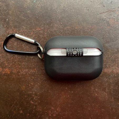 AirPods Bio Case & AirPods Pro Bio Case, compostable, available in black and red