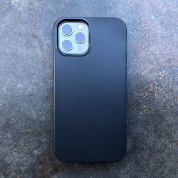 iPhone 13 Pro Max Bio Case in black color compostable, vegan, plastic-free - for a better tomorrow.