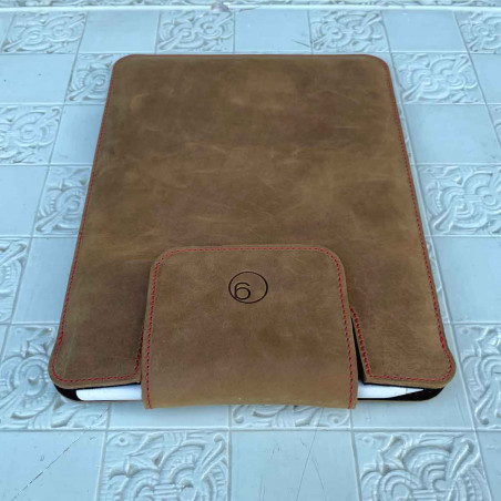 10,9" iPad Air Lederhülle in vegetabil gegerbtem Leder und mulesingfreiem Filz - Made in Germany