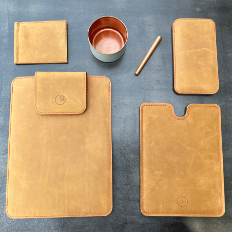 g.4 iPhone 13 Pro Max Leather Sleeve