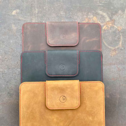 MacBook Pro 14" leather sleeve